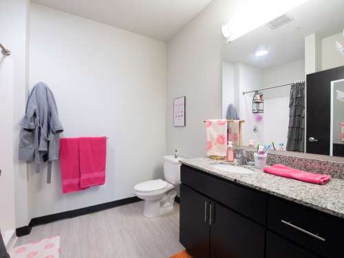 S Bed District Flats Columbia 1