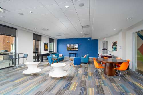 S Bed District Flats Columbia 33