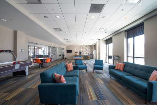 S Bed District Flats Columbia 34