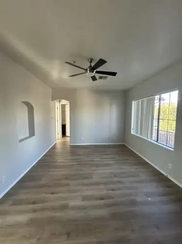 S Bed 1415 S Stanley Pl 1