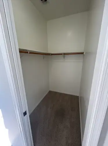 S Bed 1415 S Stanley Pl 5