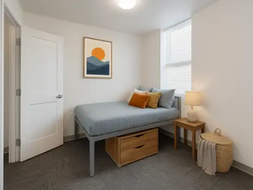 S Bed The Outlook 16