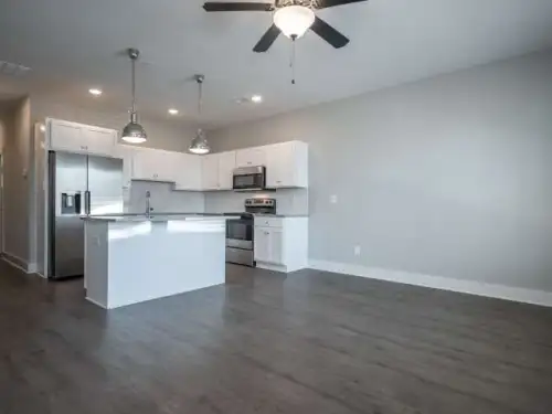 2025-12/UGA-Apartment-Building-16863021.webp