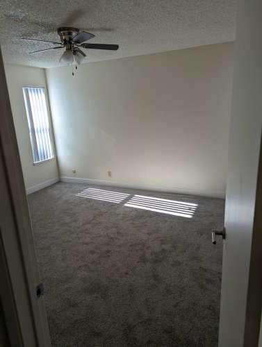 S Bed Eastlake Apartments 84