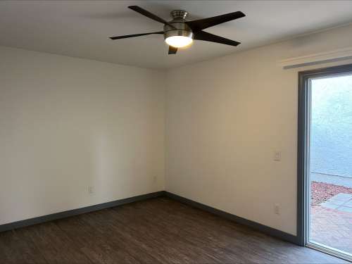 S Bed Uptown Fullerton 94