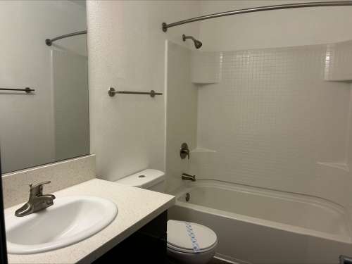 S Bed Uptown Fullerton 89