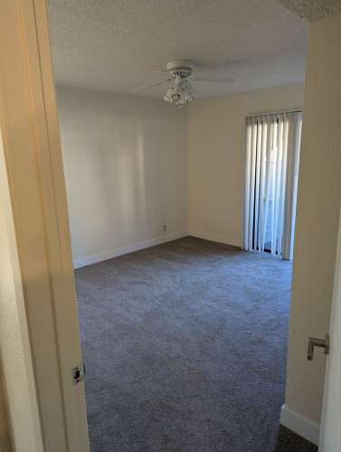 S Bed Eastlake Apartments 87