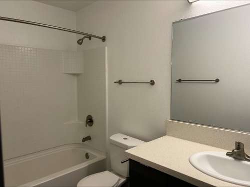 S Bed Uptown Fullerton 93