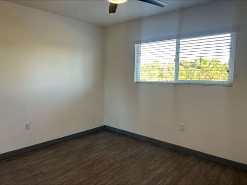 S Bed Uptown Fullerton 88