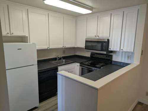 S Bed Eastlake Apartments 69