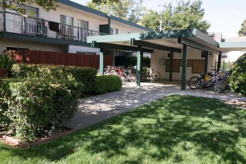 S Bed Viking Apartments LLC 22