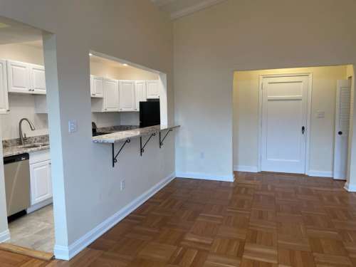 S Bed The Royal York Apartments 137