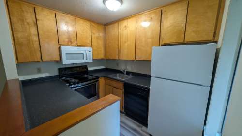 S Bed Eastlake Apartments 43