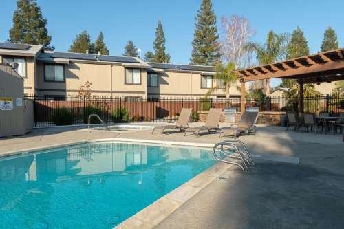 S Bed Almondwood Apartments 8