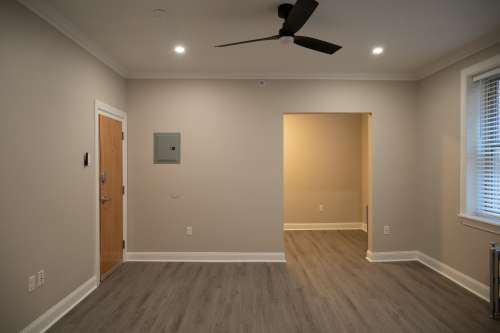 S Bed University City Associates 8