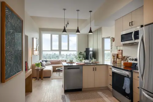 cal-state-fullerton-Apartment-Building-16885829