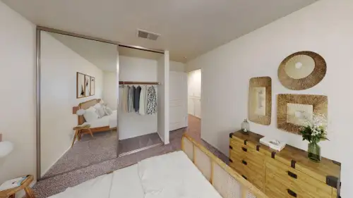 S Bed Fountain Circle 94