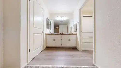 S Bed Fountain Circle 103