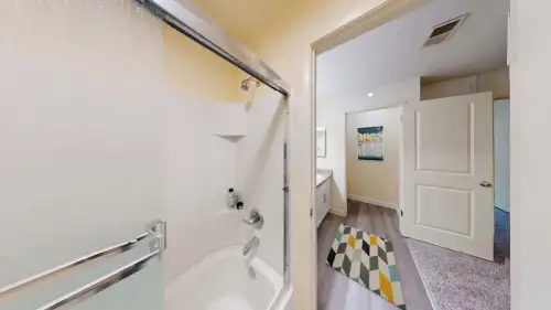 S Bed Fountain Circle 19