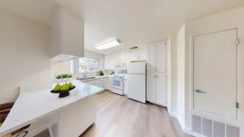 S Bed Fountain Circle 57