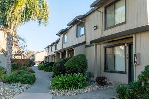 S Bed Almondwood Apartments 22