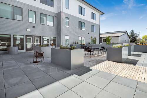 S Bed Luxurious Studios with Rooftop Deck and Secured Entry! 88