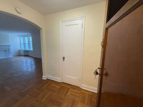 S Bed The Royal York Apartments 180