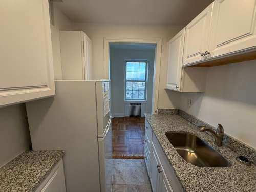 S Bed The Royal York Apartments 244