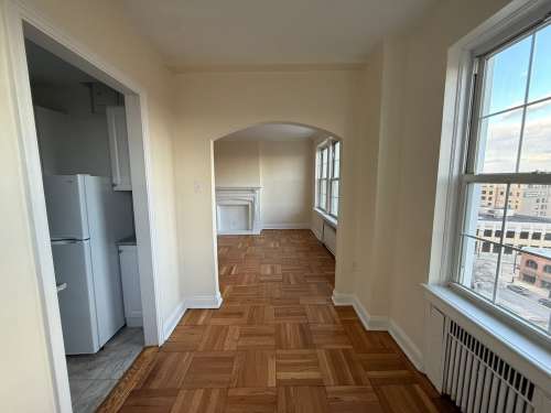 S Bed The Royal York Apartments 240