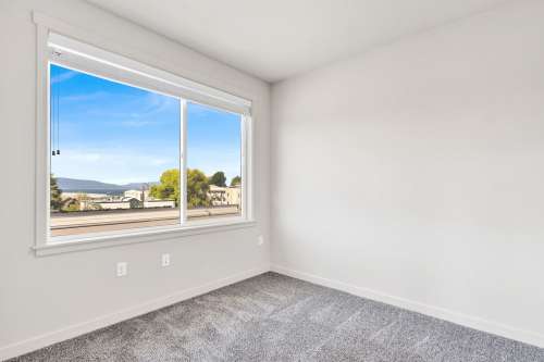 S Bed Luxurious Studios with Rooftop Deck and Secured Entry! 49