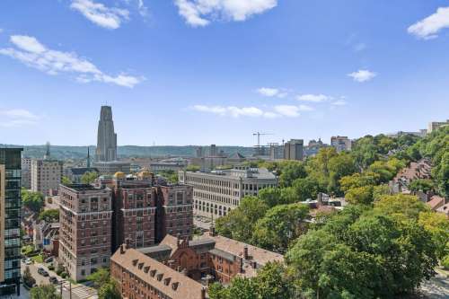 S Bed The Royal York Apartments 217