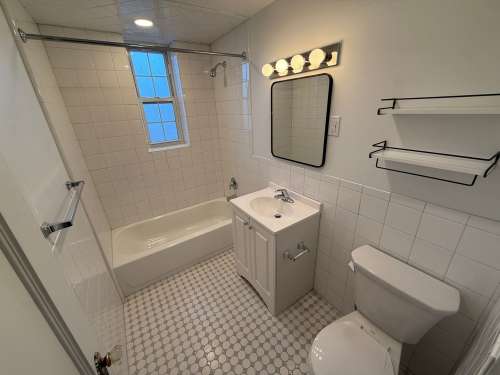 S Bed The Royal York Apartments 253