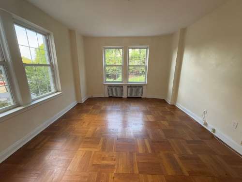 S Bed The Royal York Apartments 205