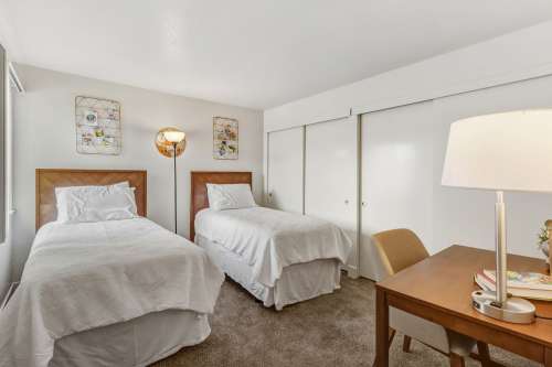 S Bed Aspen Village Apartments 8