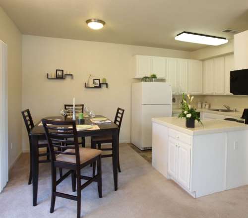 S Bed Saratoga West Apartments 33