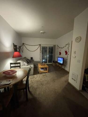 S Bed New England Apartments 19