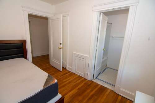 S Bed 30 Fayette Street 22