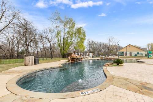 S Bed Aspen Heights 38