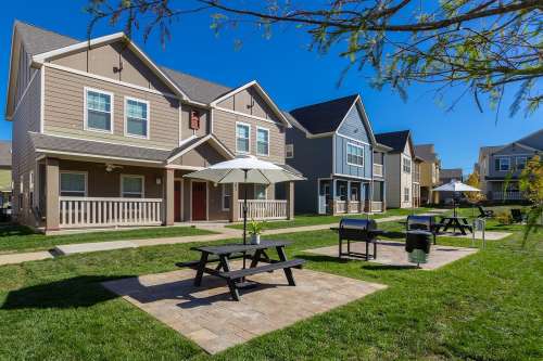 S Bed Collective at Columbia 38