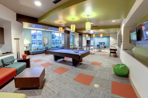 S Bed The View on 10th 4