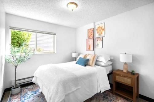 S Bed Timberline on the Green 13