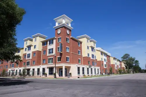 S Bed The View on 10th 17