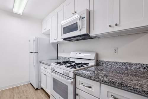 S Bed Le Tournesol Townhomes 4