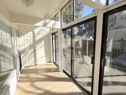 S Bed Le Tournesol Townhomes 11