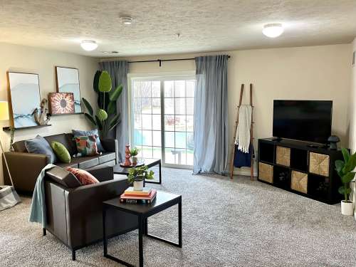 S Bed 48 West Apartments 52