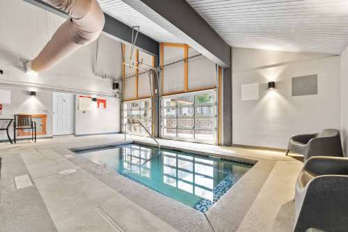 S Bed Timberline on the Green 41