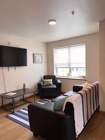 S Bed Varsity Campus Apartments 52