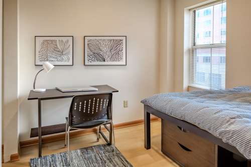 S Bed Varsity Campus Apartments 7