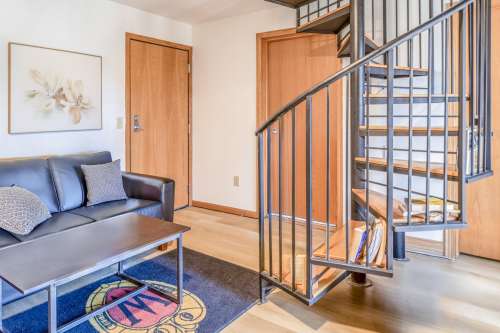 S Bed Varsity Campus Apartments 64