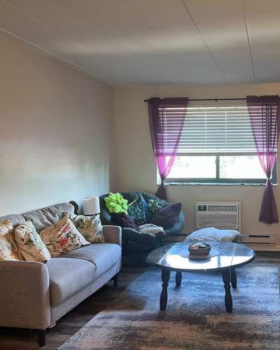 S Bed Brittany Apartments 17